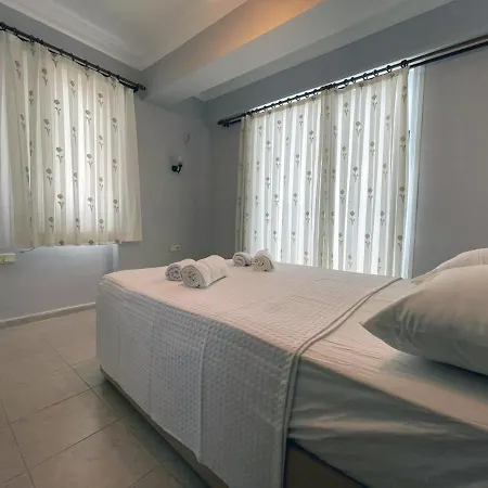 Ölüdeniz Ovacıkta Özel Havuzlu Villa Fethiye